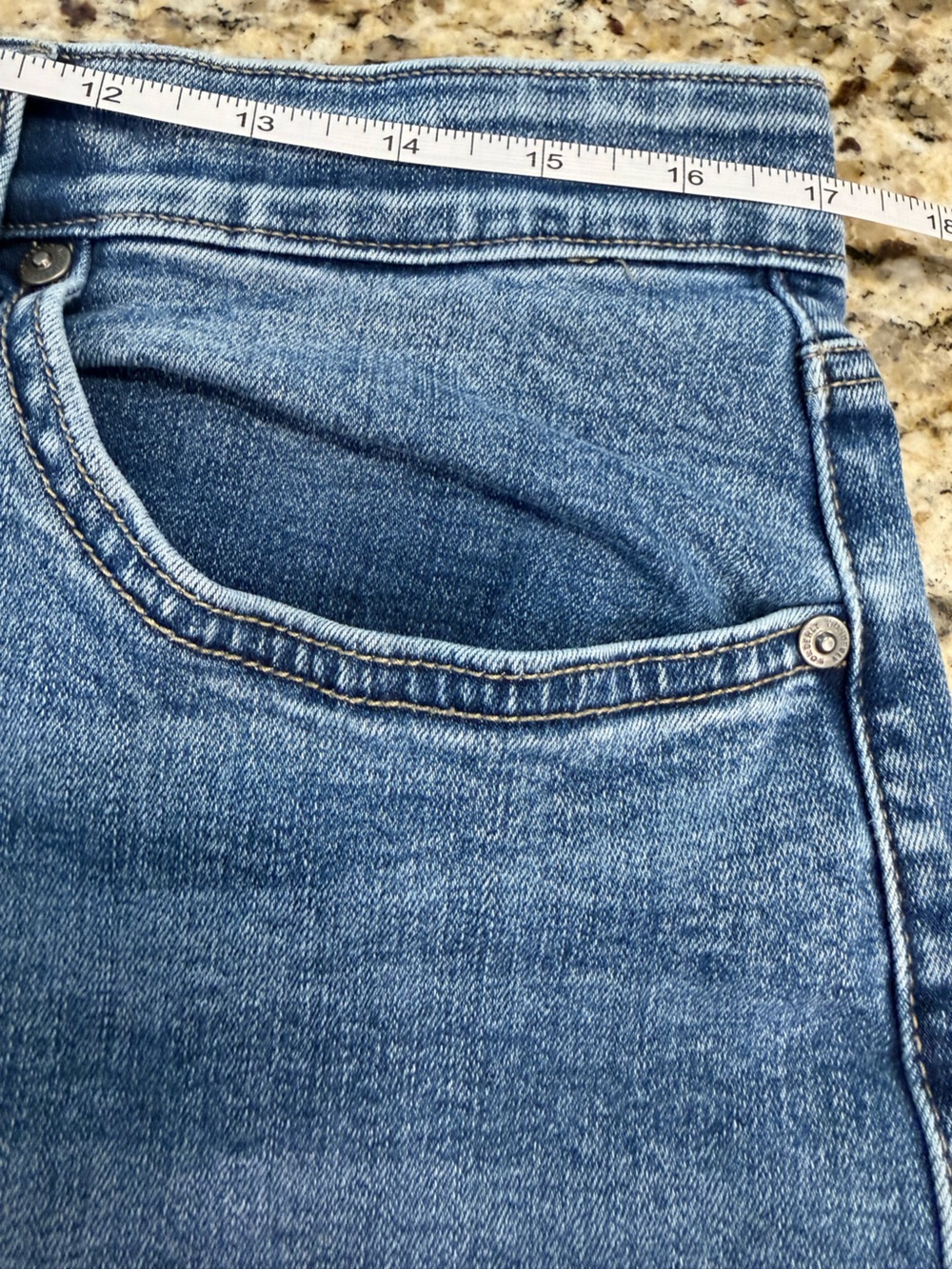 Wonderly Mid Rise Straight stretchy jeans medium wash 14R - Picture 7 of 12